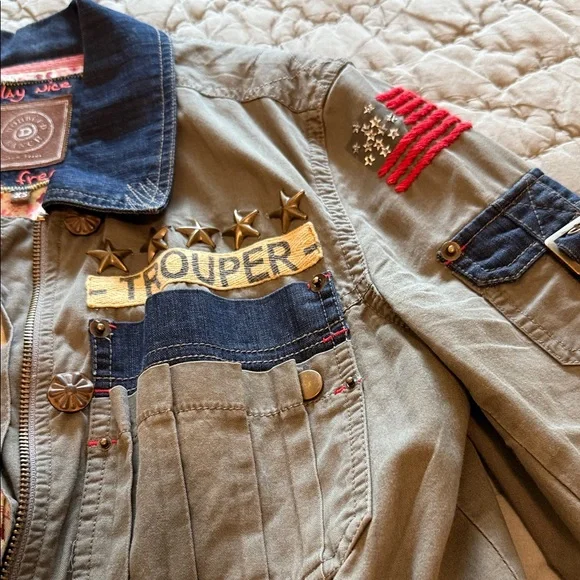 Double D Ranch Green and Blue Embroidered Jacket - Picture 3 of 6